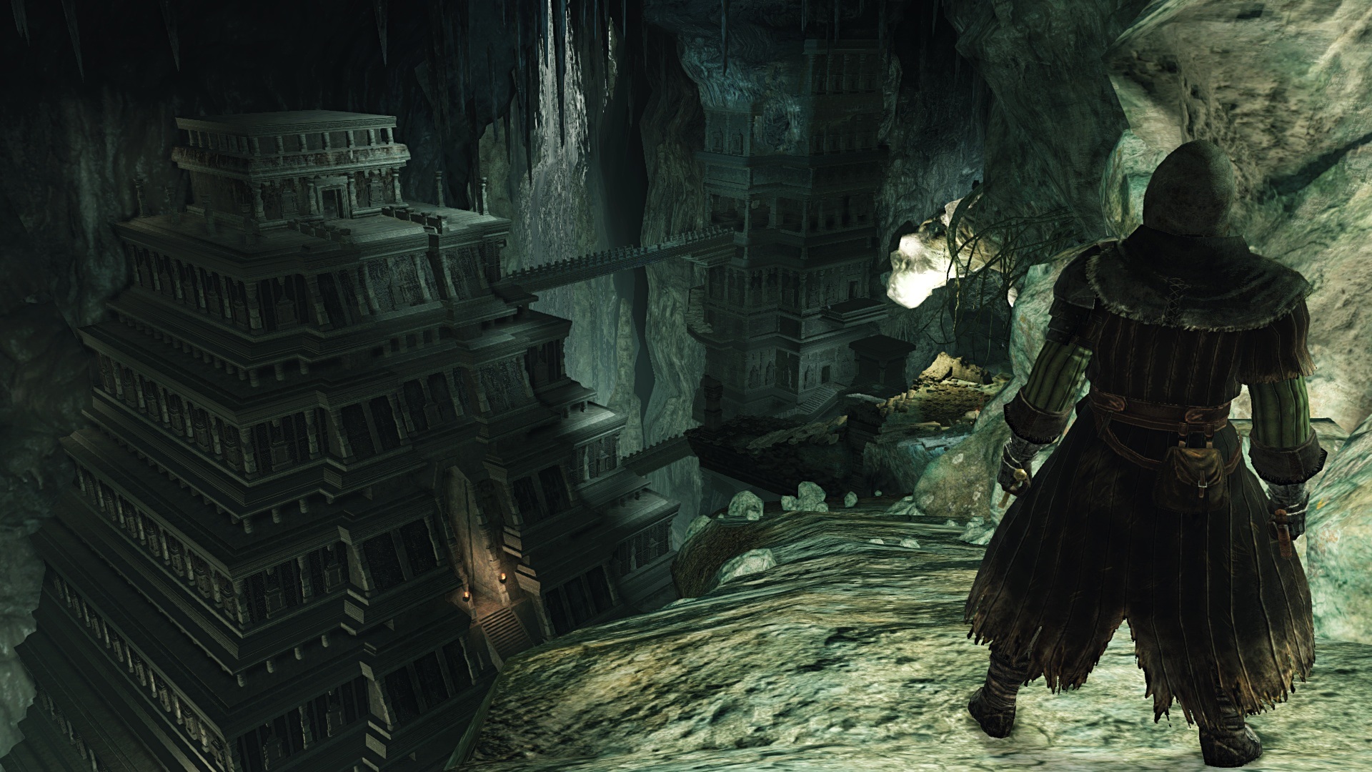 Dark Souls II : trois extensions pour l'été
