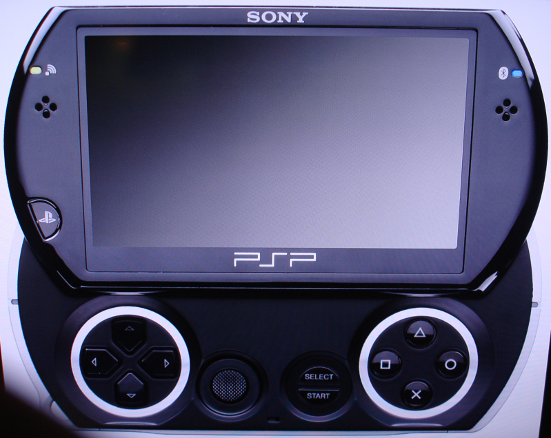 La PSP Go révélée !