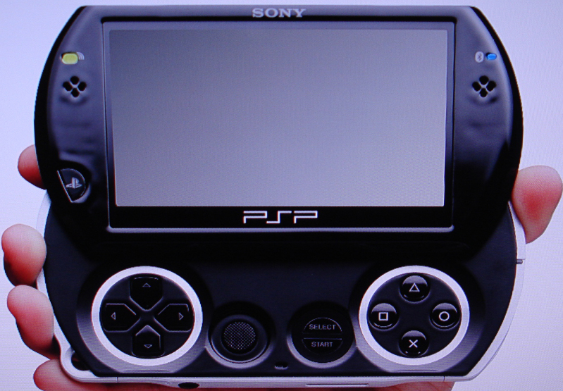 La PSP Go révélée !