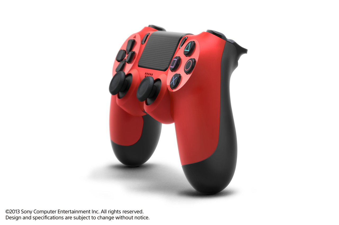PlayStation 4 : les pads rouge et bleu