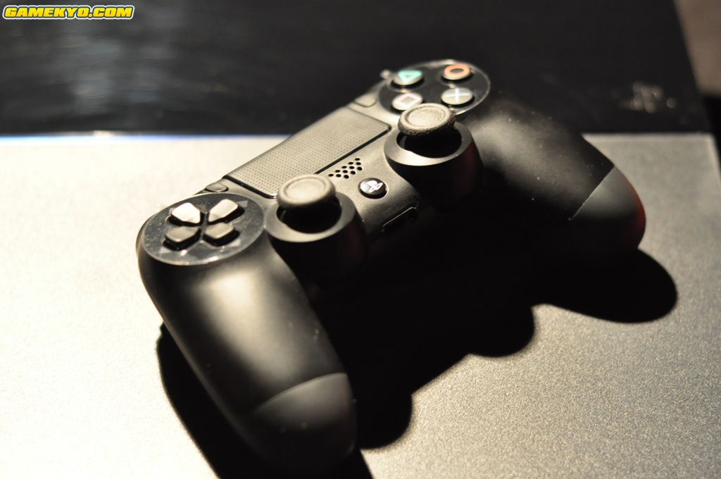 PlayStation 4 in the Dark : photos de la console