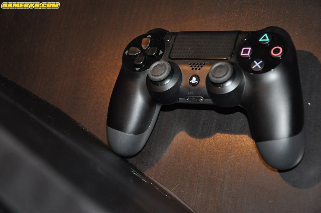PlayStation 4 in the Dark : photos de la console