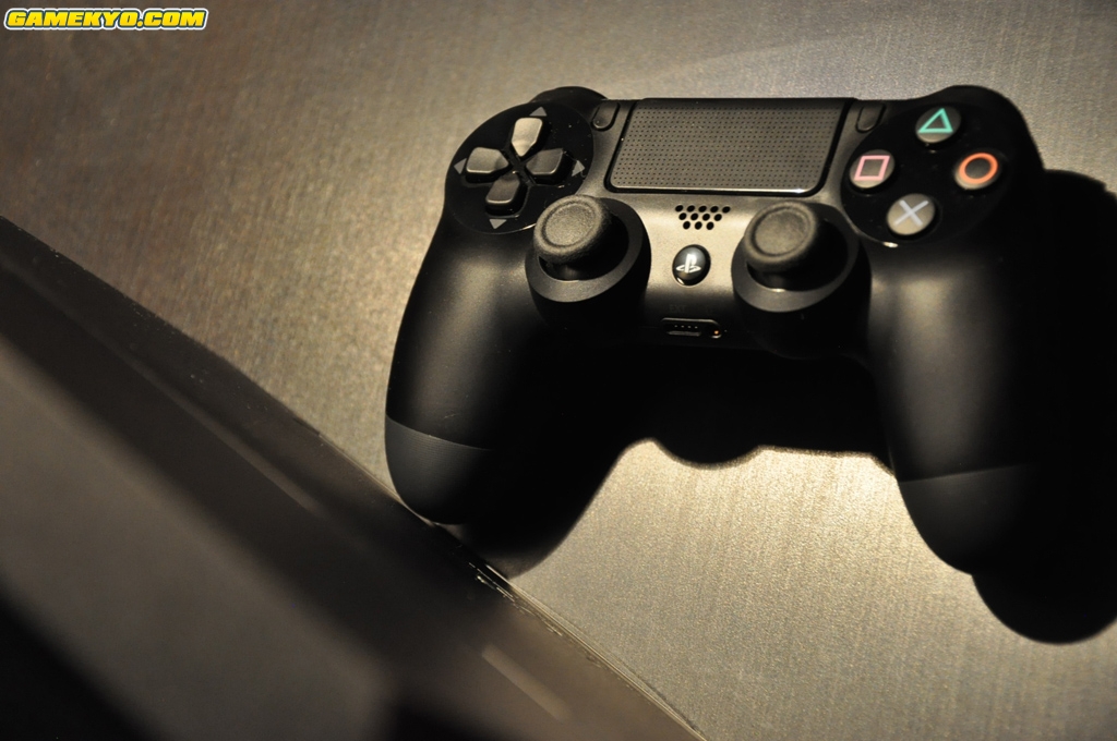 PlayStation 4 in the Dark : photos de la console