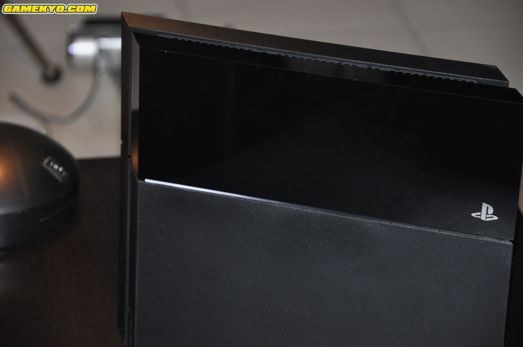 PlayStation 4 in the Dark : photos de la console