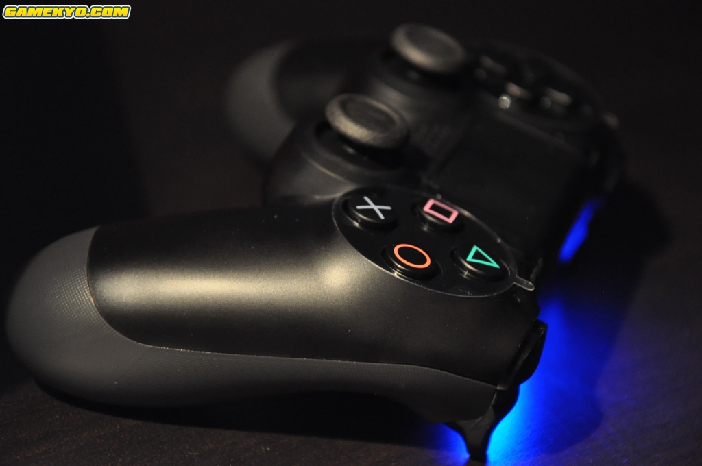 PlayStation 4 in the Dark : photos de la console