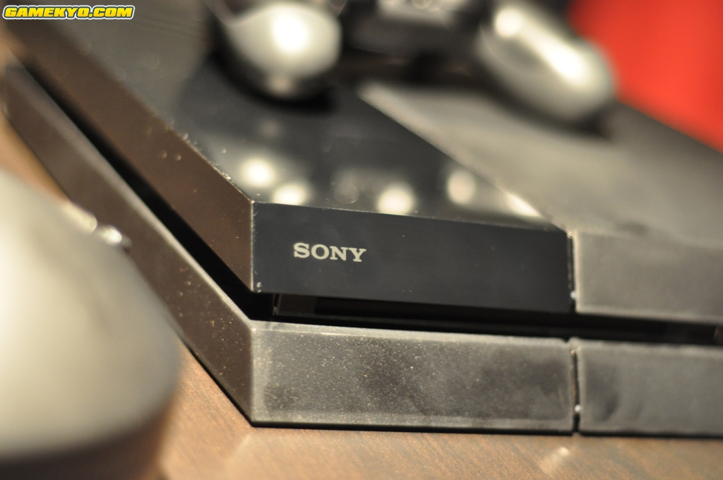 PlayStation 4 in the Dark : photos de la console