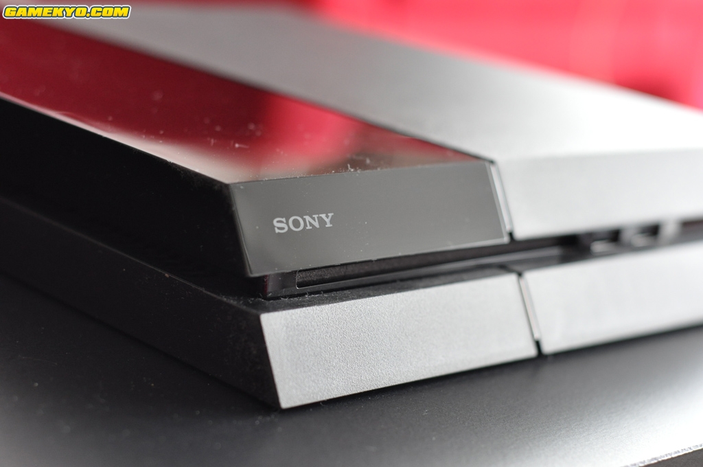 PlayStation 4 in the Light : photos de la console