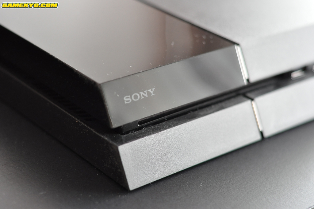 PlayStation 4 in the Light : photos de la console