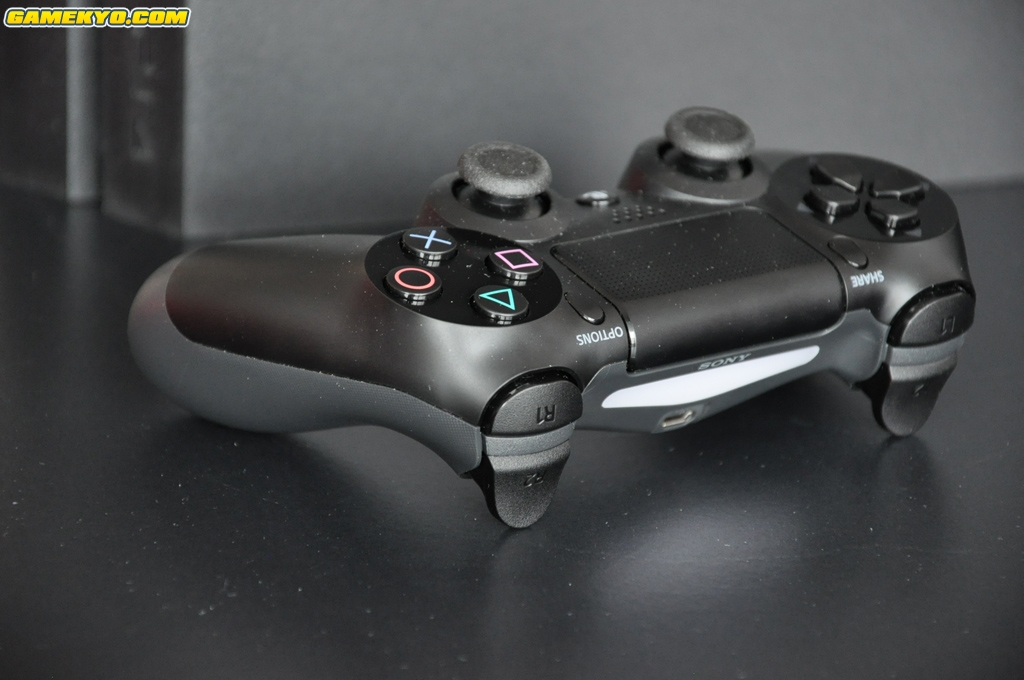 PlayStation 4 in the Light : photos de la console