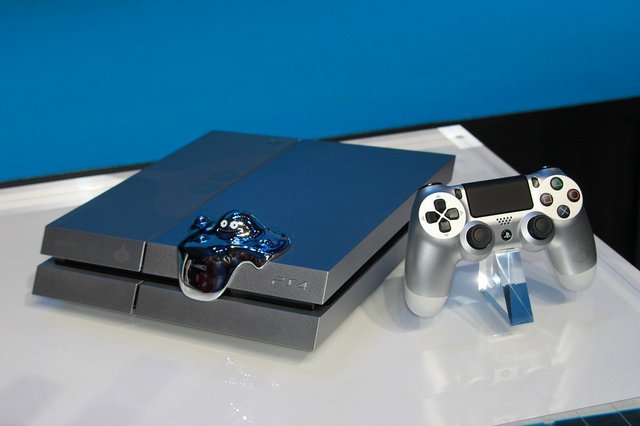 Photos de la PS4 Collector Metal Slime