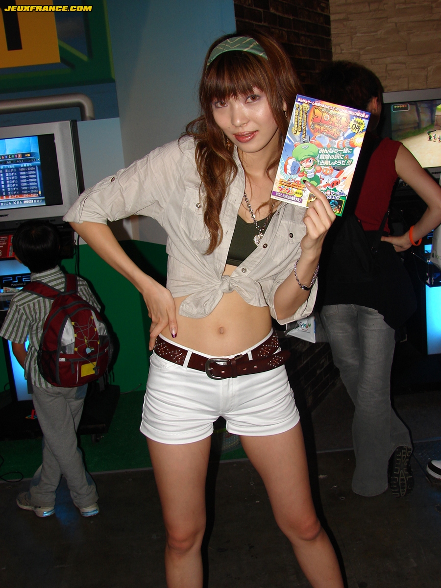 Photos des hôtesses du TGS 2006