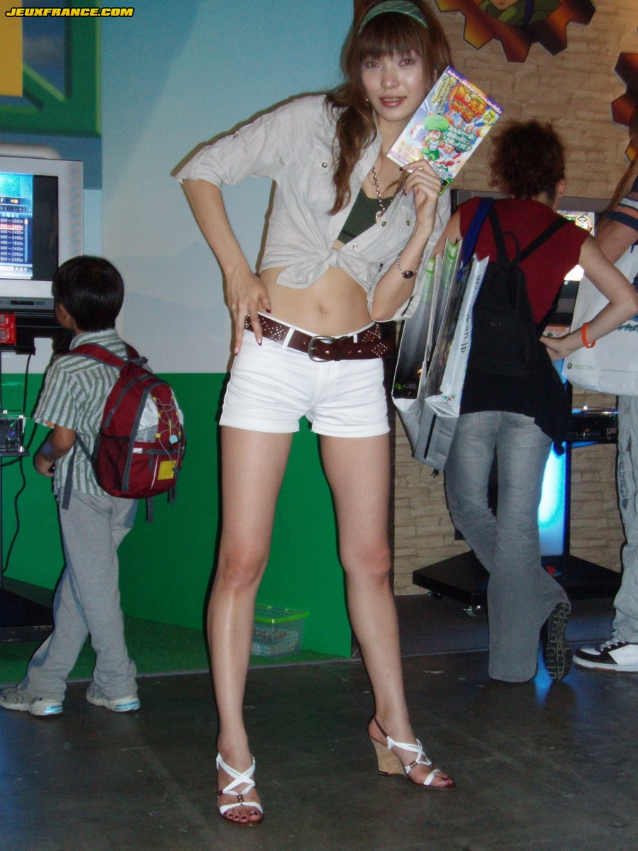 Photos des hôtesses du TGS 2006