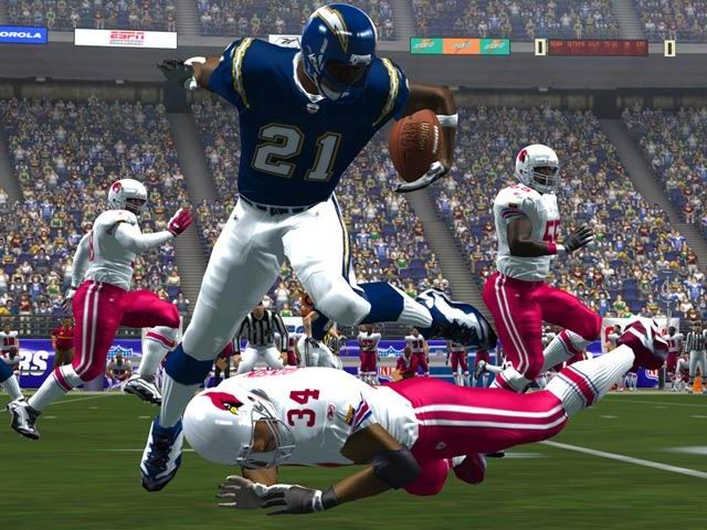 ESPN NFL 2K5 raffûte en images