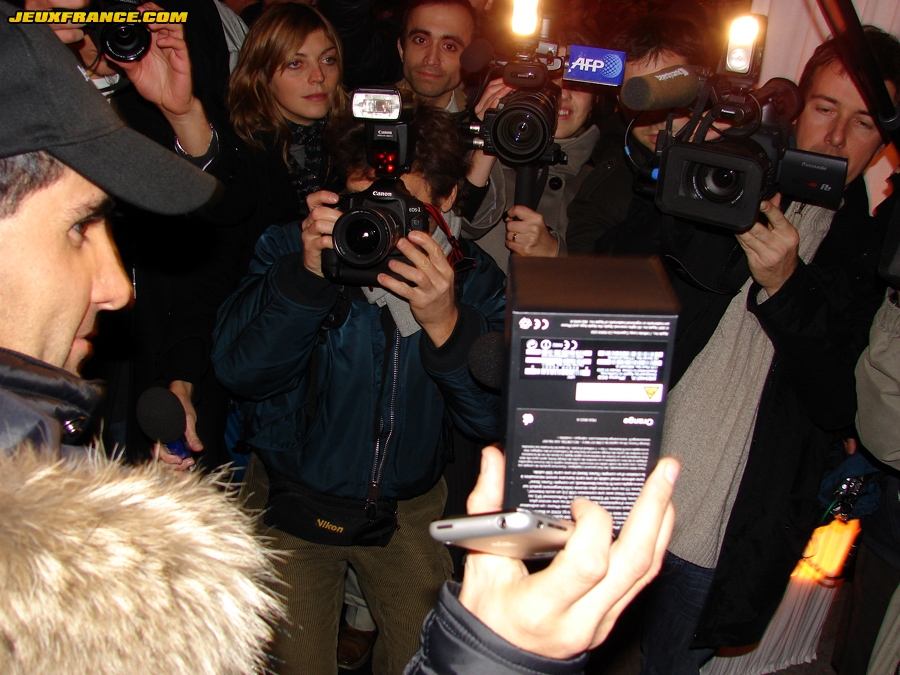 Lancement iPhone en France : mieux que la Wii ?