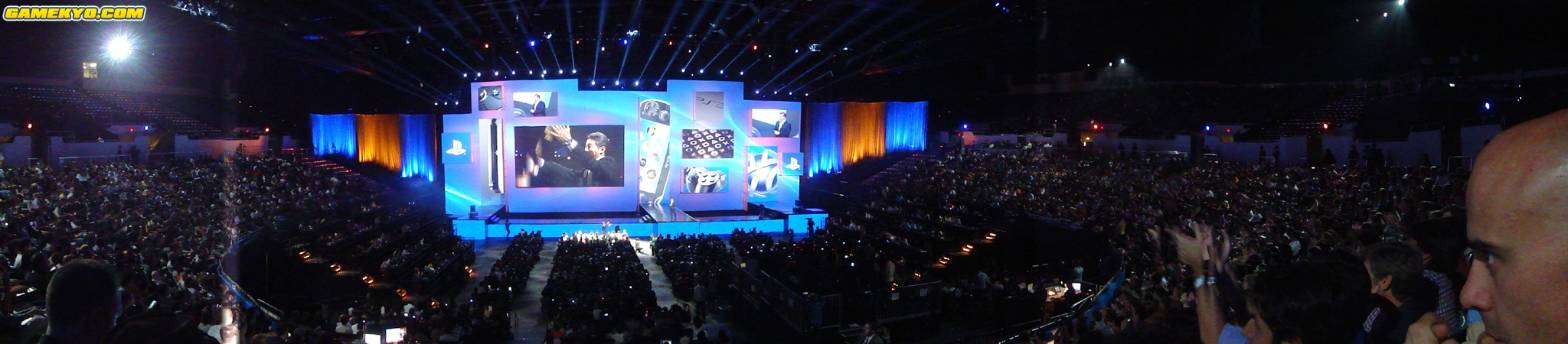 Conférences pré E3 2012 : des photos panoramiques