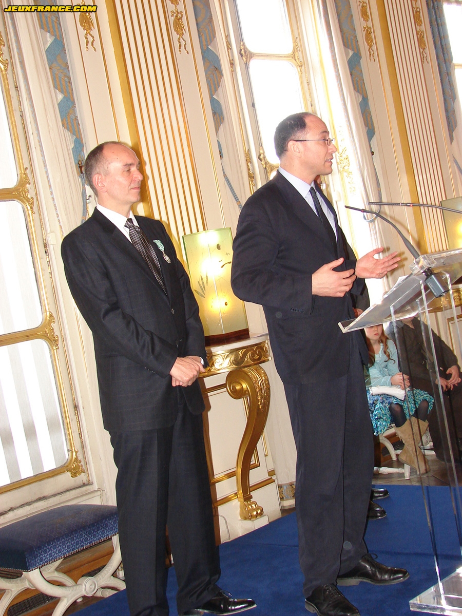 Peter Molyneux devient Chevalier