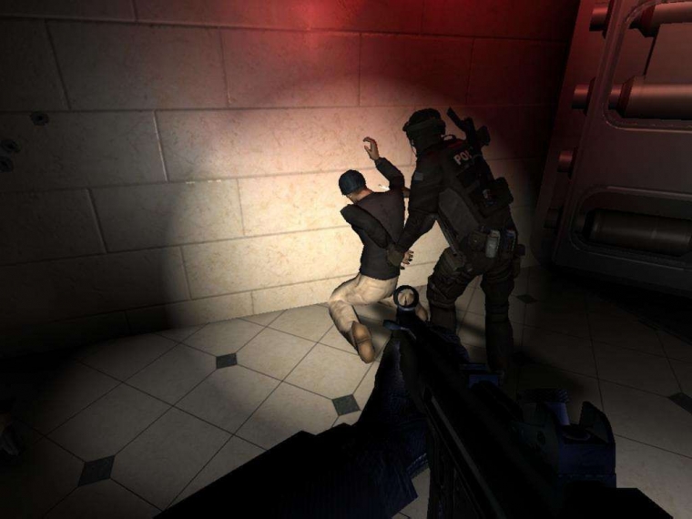 S.W.A.T. 4 intervient en images