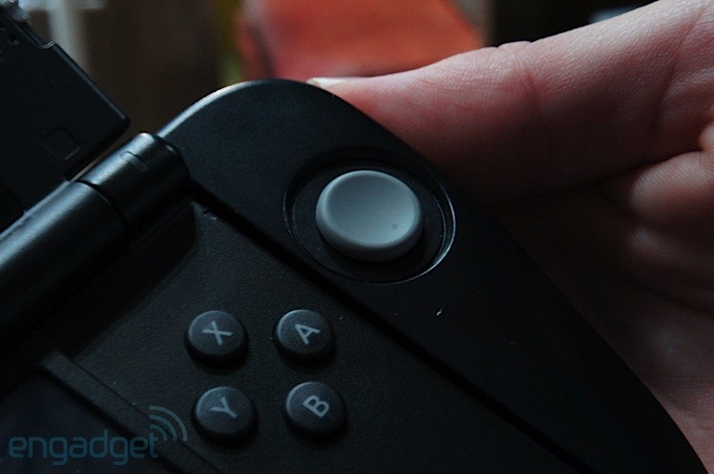 3DS XL : le Circle Pad Pro s'illustre