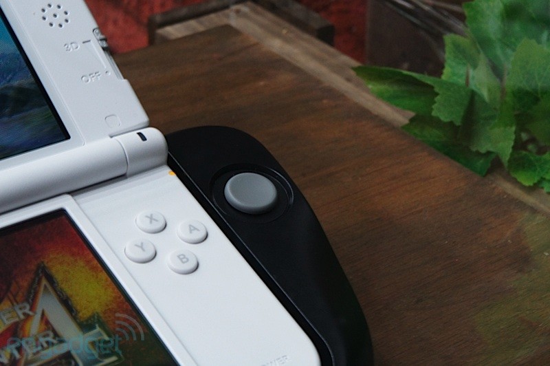 3DS XL : le Circle Pad Pro s'illustre