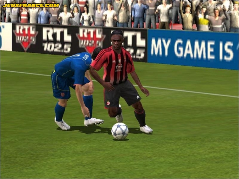 FIFA 2005 s'illustre sur PC