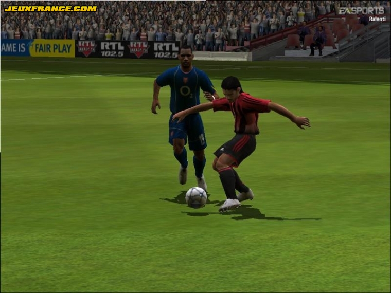 FIFA 2005 s'illustre sur PC