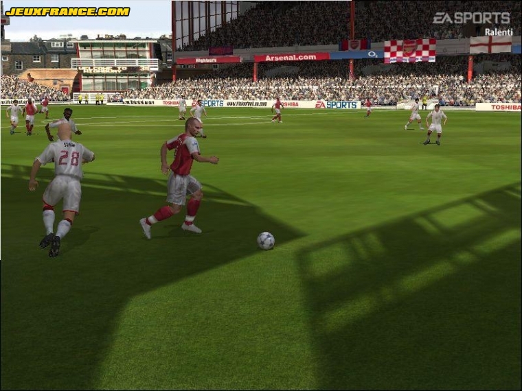 FIFA 2005 s'illustre sur PC