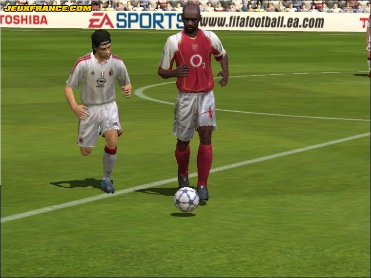 FIFA 2005 s'illustre sur PC