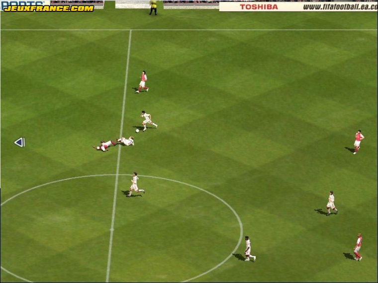 FIFA 2005 s'illustre sur PC