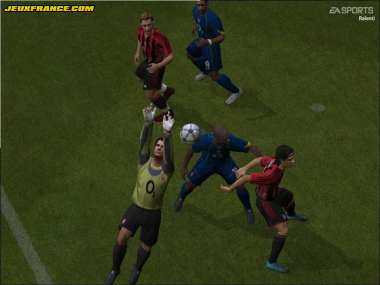 FIFA 2005 s'illustre sur PC