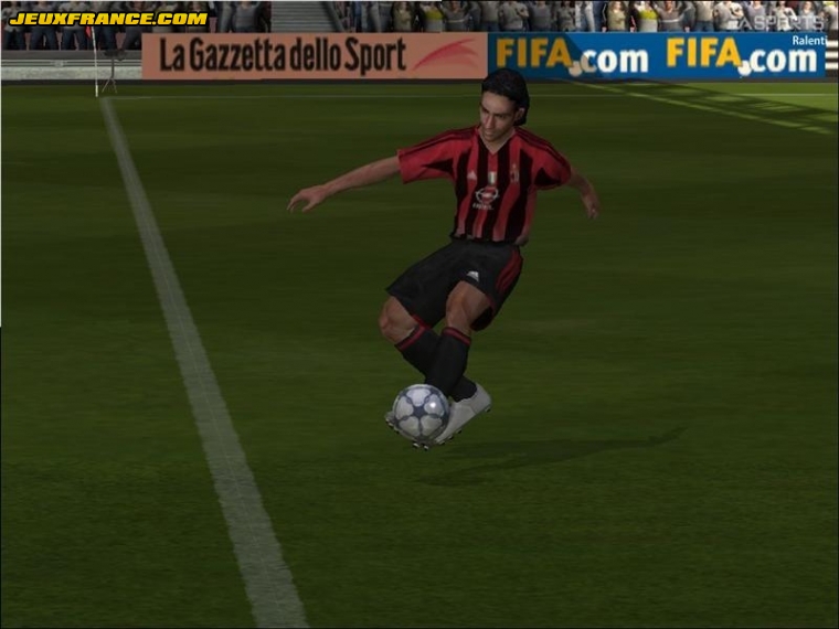 FIFA 2005 s'illustre sur PC