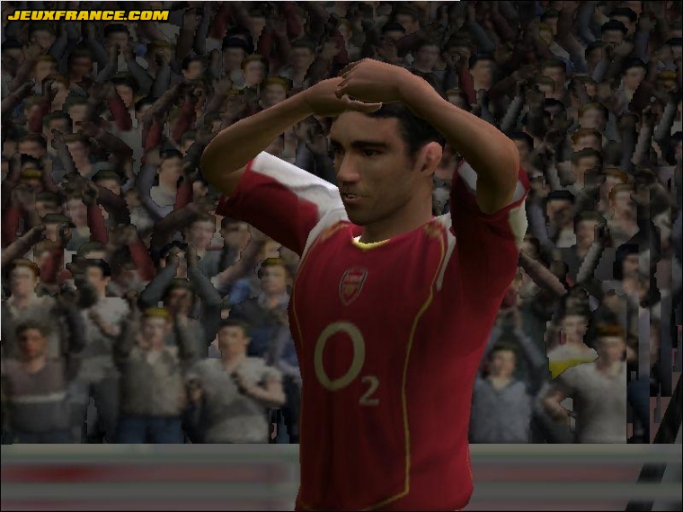 FIFA 2005 s'illustre sur PC