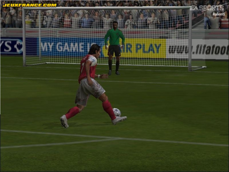 FIFA 2005 s'illustre sur PC