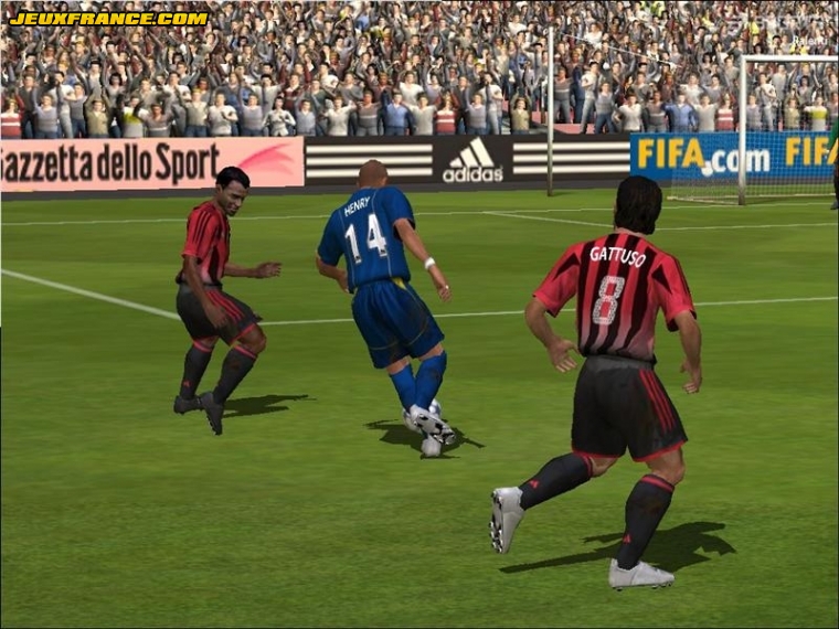 FIFA 2005 s'illustre sur PC