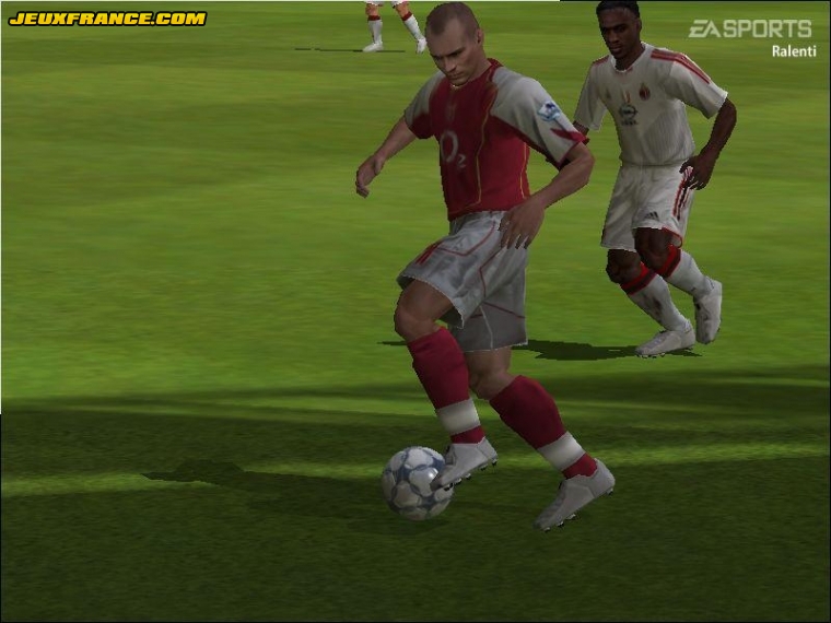 FIFA 2005 s'illustre sur PC