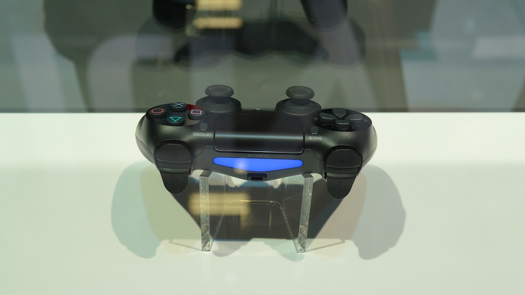 GDC 2013 : nouvelles photos du pad PS4