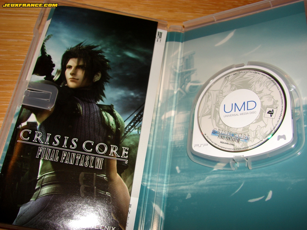 Crisis Core : FFVII dispo au Japon