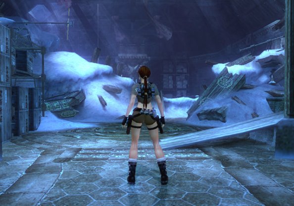 Lara Croft se pavane