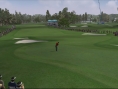Tiger Woods swingue sur le green