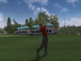 Tiger Woods swingue sur le green
