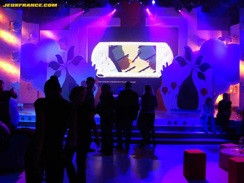 Les LocoRoco s'amusent en soirée