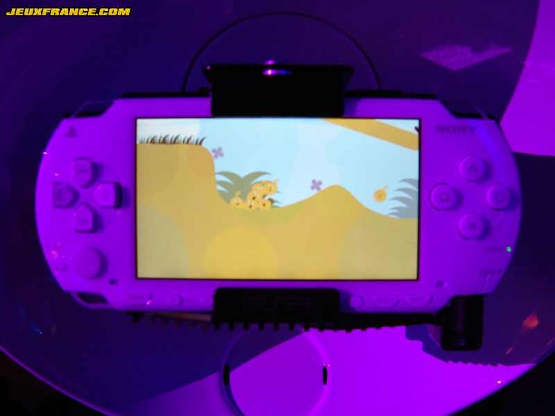 Les LocoRoco s'amusent en soirée