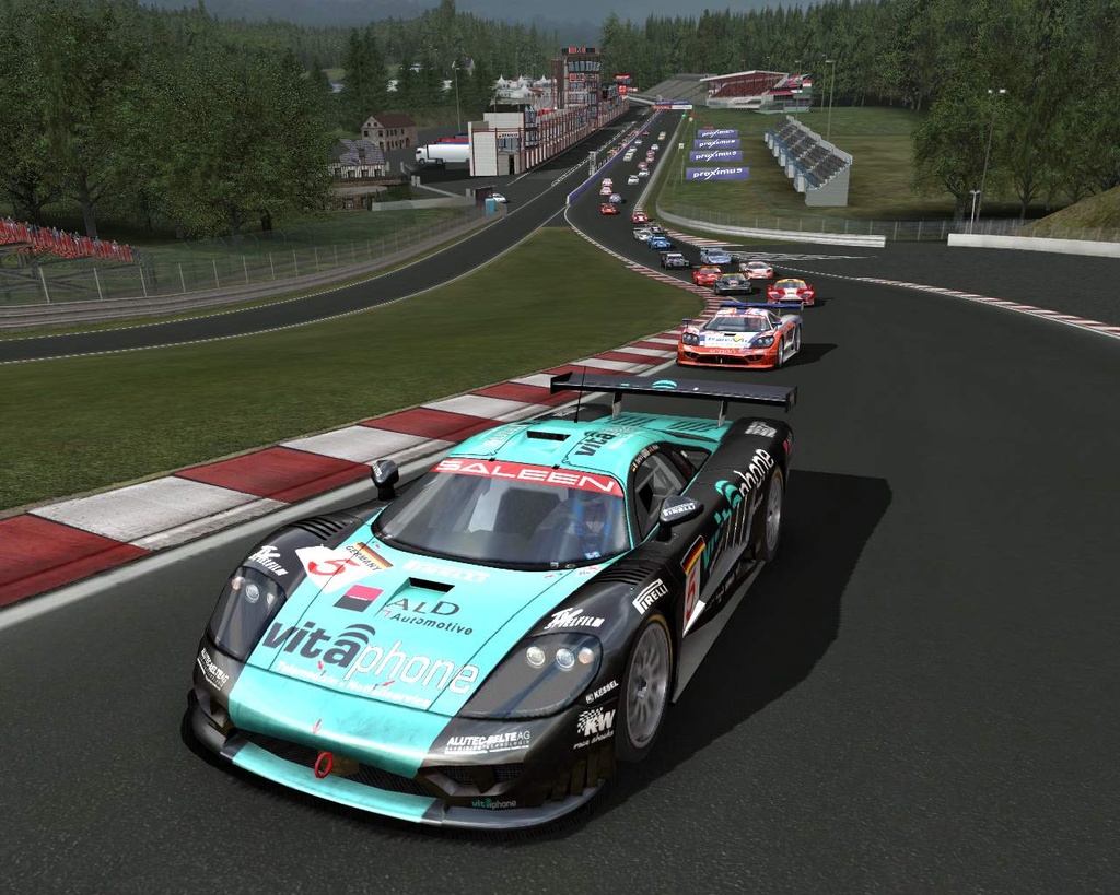 GTR 2 vrombit en images