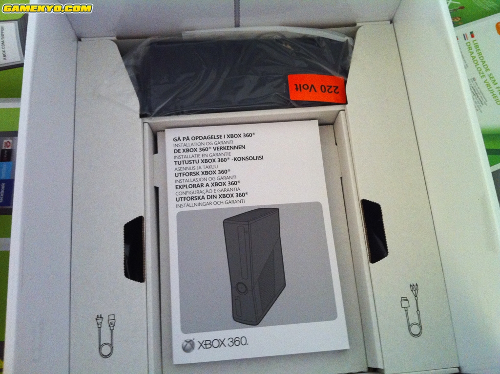 la nouvelle Xbox 360 en photos