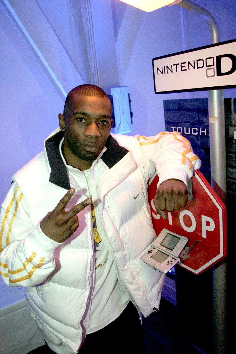 Le groupe IAM joue à la Nintendo DS
