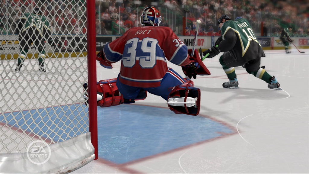 NHL 07 devant le filet
