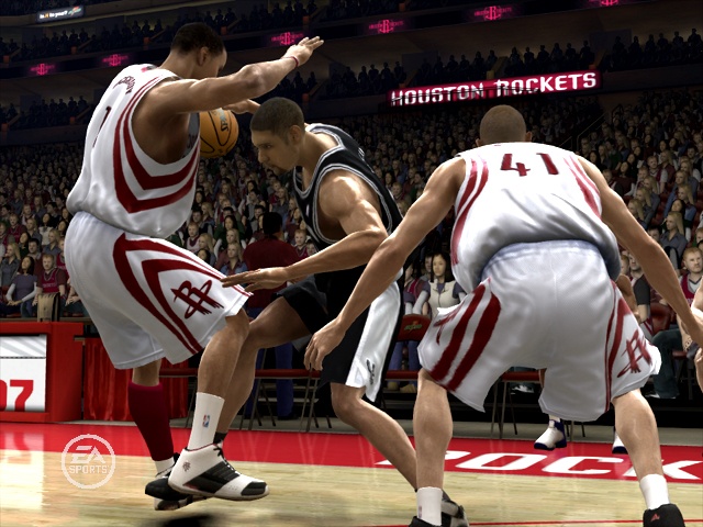 NBA Live 07 contrôle le match