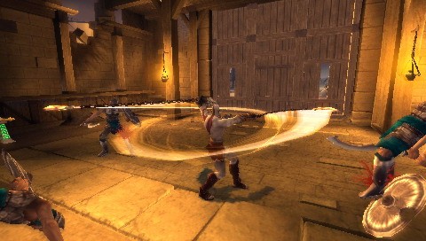 GoW frappe en images