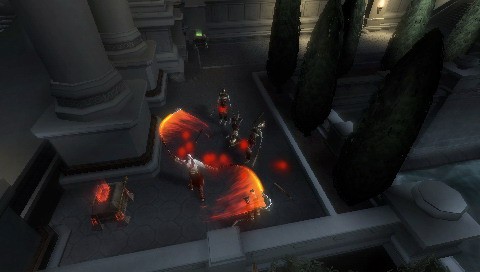 GoW frappe en images