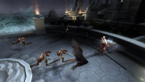 GoW frappe en images