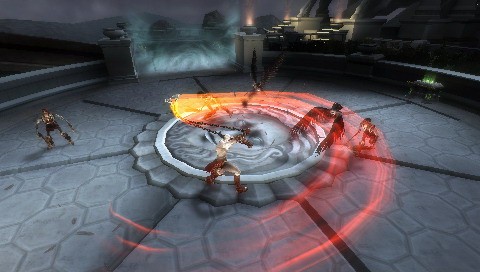 GoW frappe en images